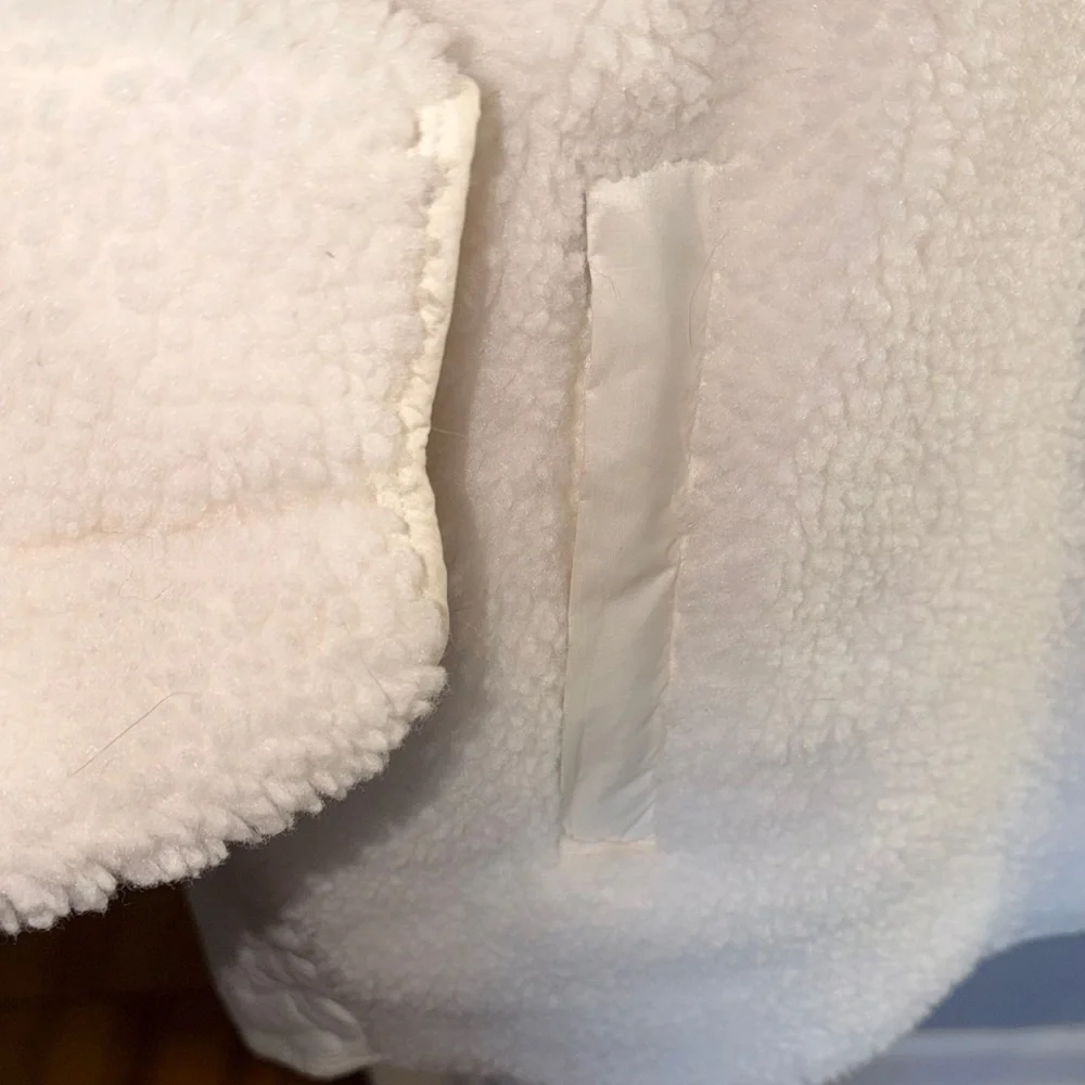 Women's White Sherpa Pullover Jacket